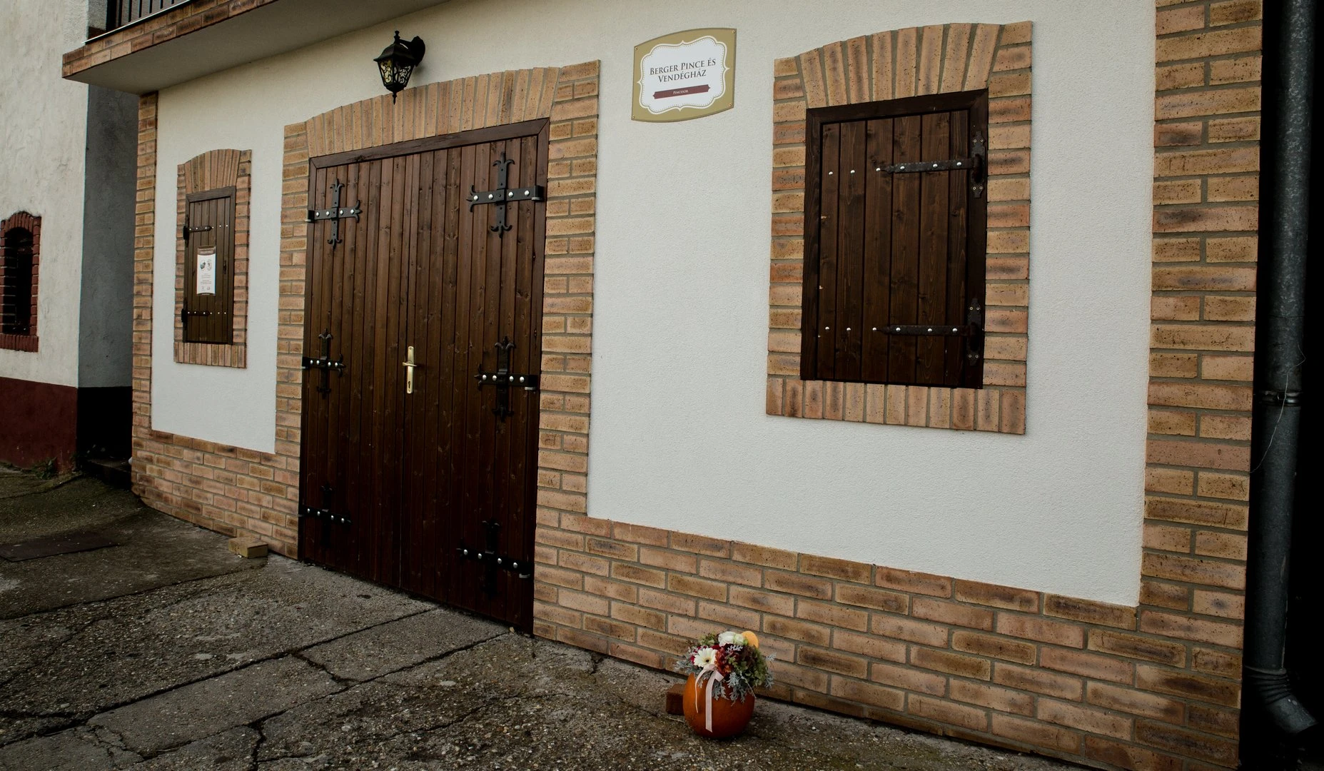 Berger Pince és Vendégház - image description