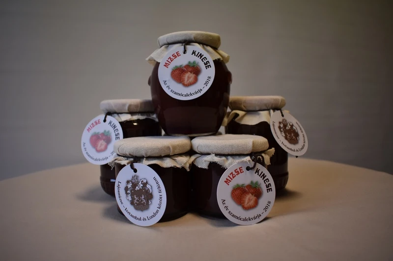 Lajosmizsei szamócalekvár - image description