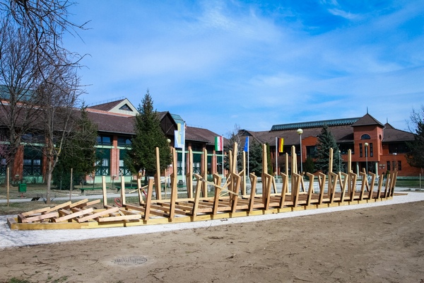 Megkezdődött az ulmi dereglye építése Baján - image description