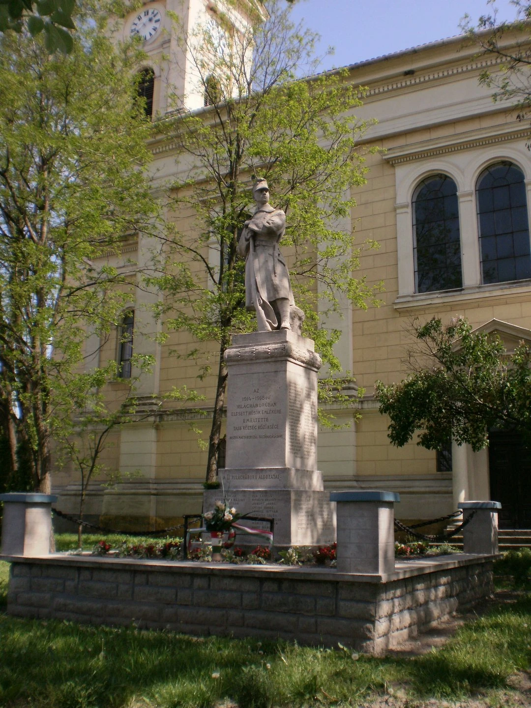 Világháborús Emlékmű - image description