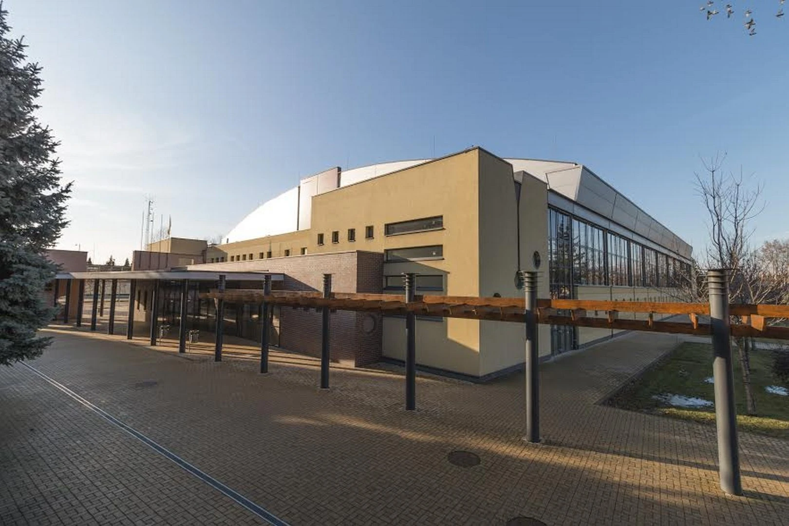 KÉSZ Aréna Kiskunfélegyházi Városi Sportcsarnok - image description