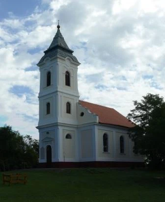 Kunpusztai református templom - image description