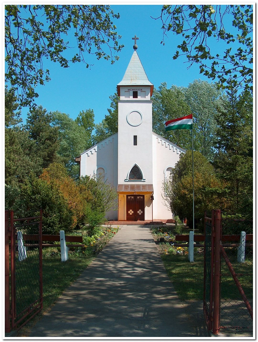 Csólyospálos Római Katolikus Templom - image description