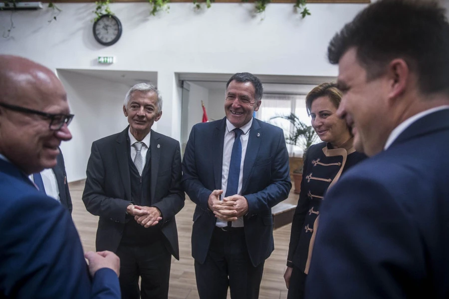 Megyei közgyűlés 2017. díjátadó - image description