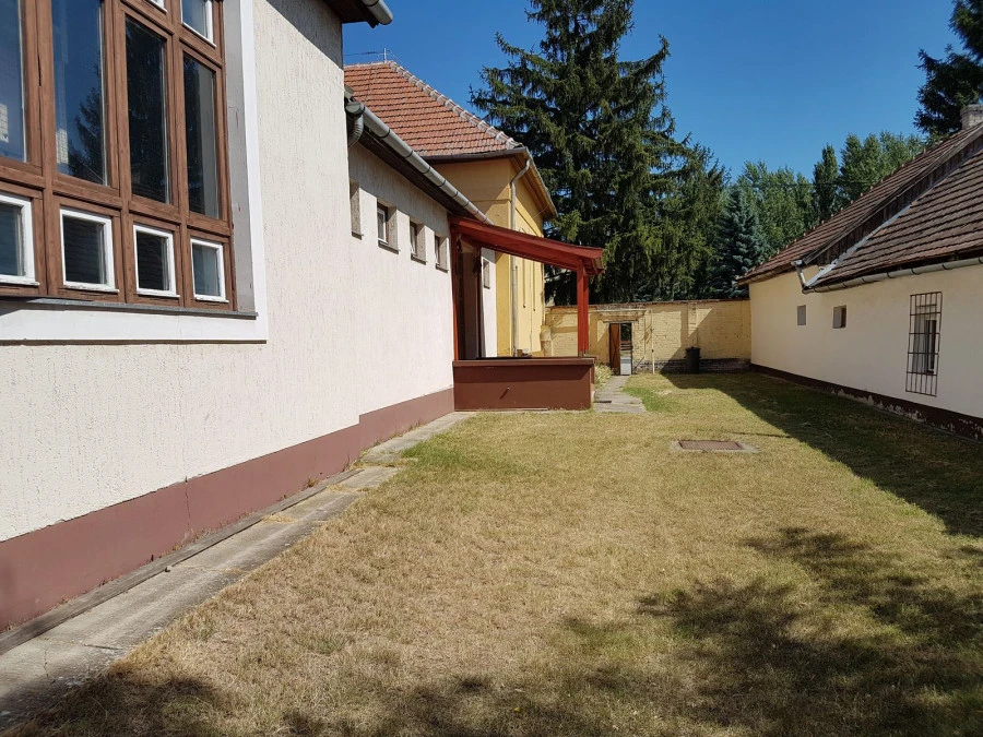 Kéleshalom község iskola-óvoda épületének energetikai korszerűsítése - image description