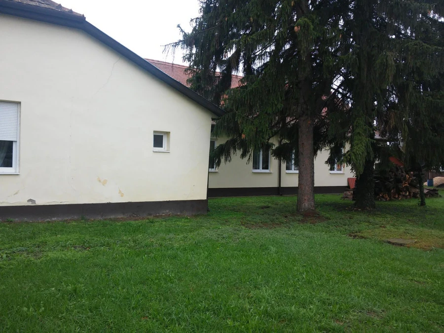 Önkormányzati épületek energetikai korszerűsítése Hercegszántón - image description