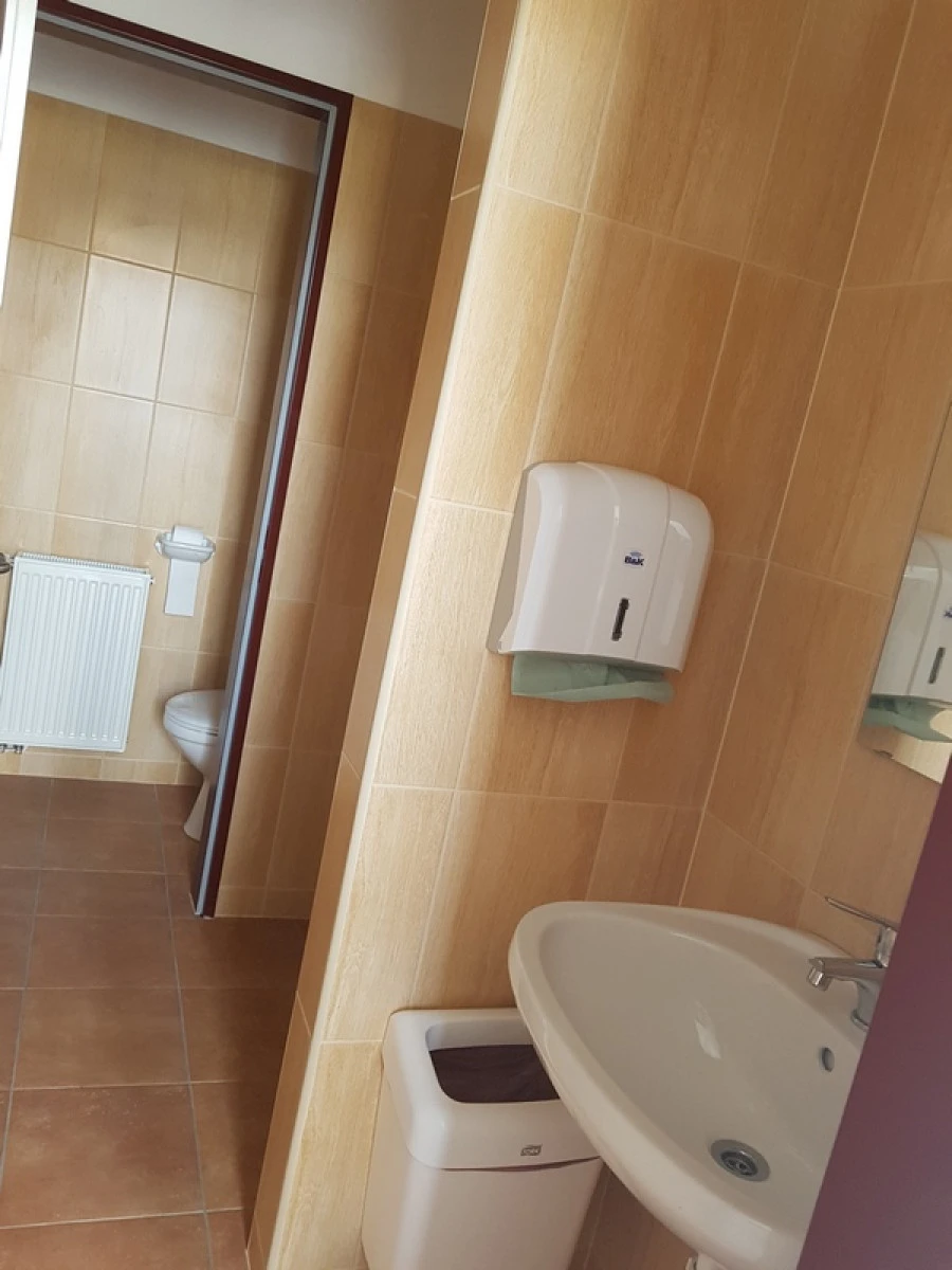 Orvosi rendelő felújítása Császártöltésen - image description