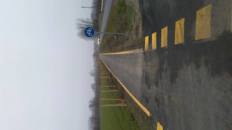 TOP-3.1.1-15-BK1-2016-00008 „Kerékpárút építés Kecel és Imrehegy között a biztonságos közlekedés érdekében” - image description