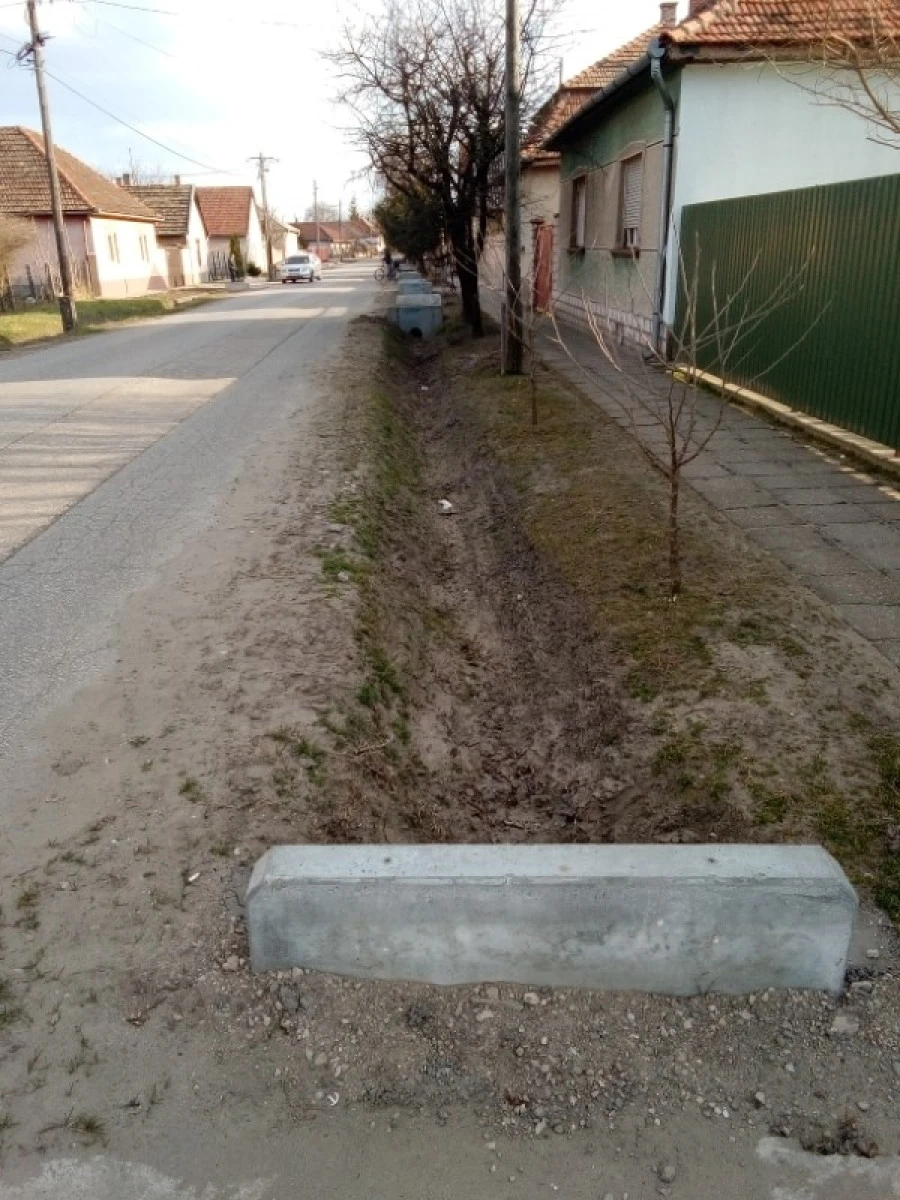 Kecel város belterületi csapadékvíz elvezetése - image description