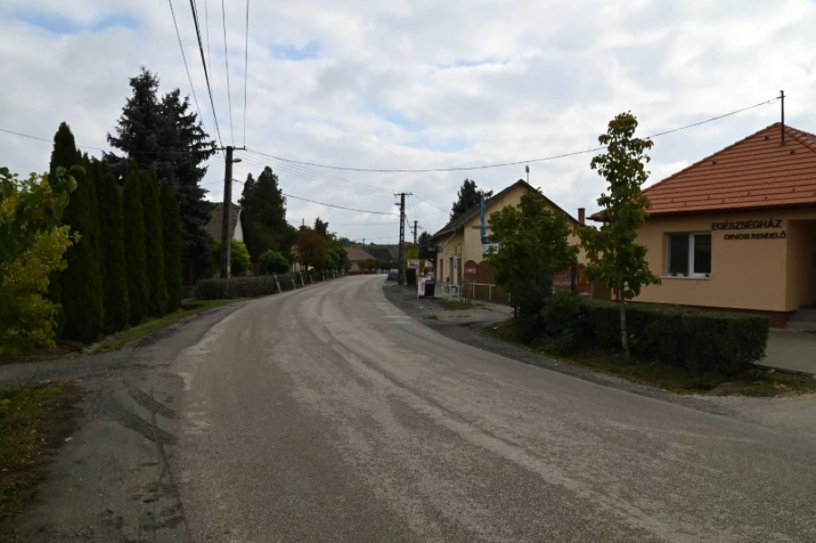 Csapadékvíz elvezető hálózat rekonstrukciója - image description