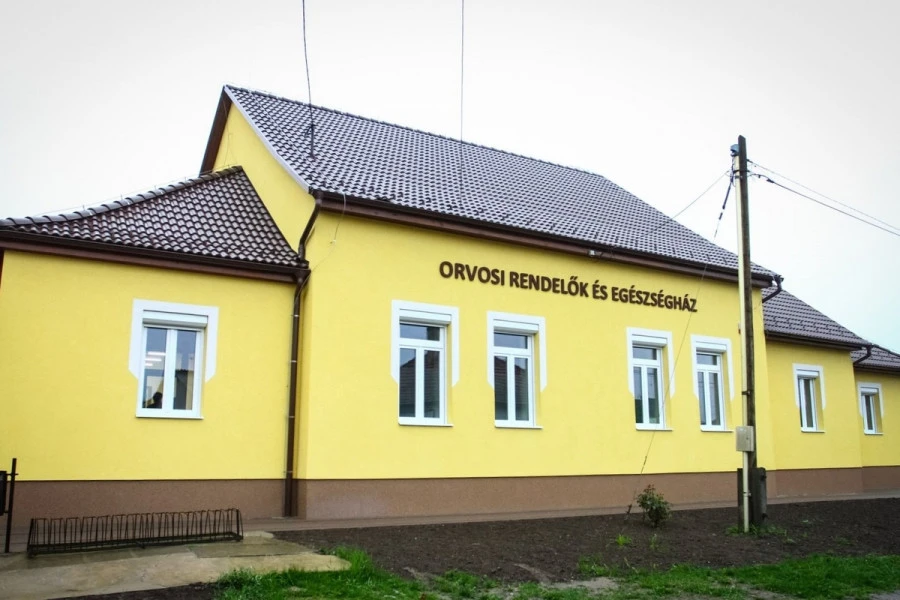Egészségügyi komplexum kialakítása Hercegszántón - image description