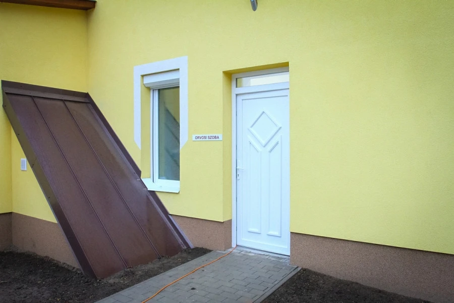 Egészségügyi komplexum kialakítása Hercegszántón - image description