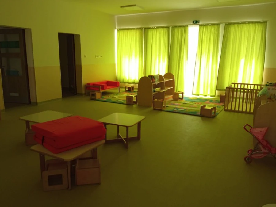 „Három csoportos bölcsőde fejlesztése Izsákon" - image description