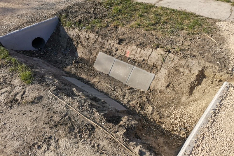 Csapadékvíz elvezető hálózat rekonstrukciója - image description