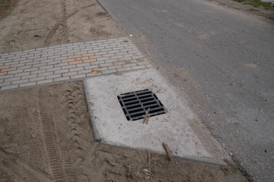 Páhi Község Petőfi és Kossuth utcák csapadékvíz elvezetés és visszatartás fejlesztése - image description