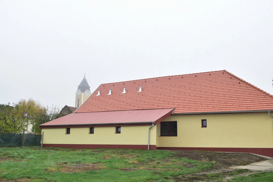 Császártöltés Polgármesteri Hivatal energetikai felújítása - image description