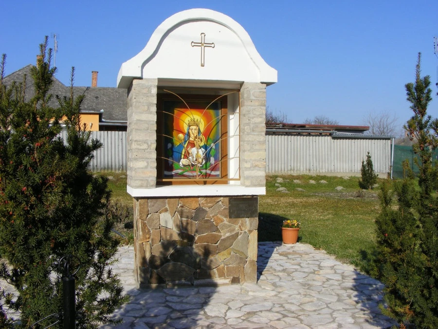 Bátyai képek - image description
