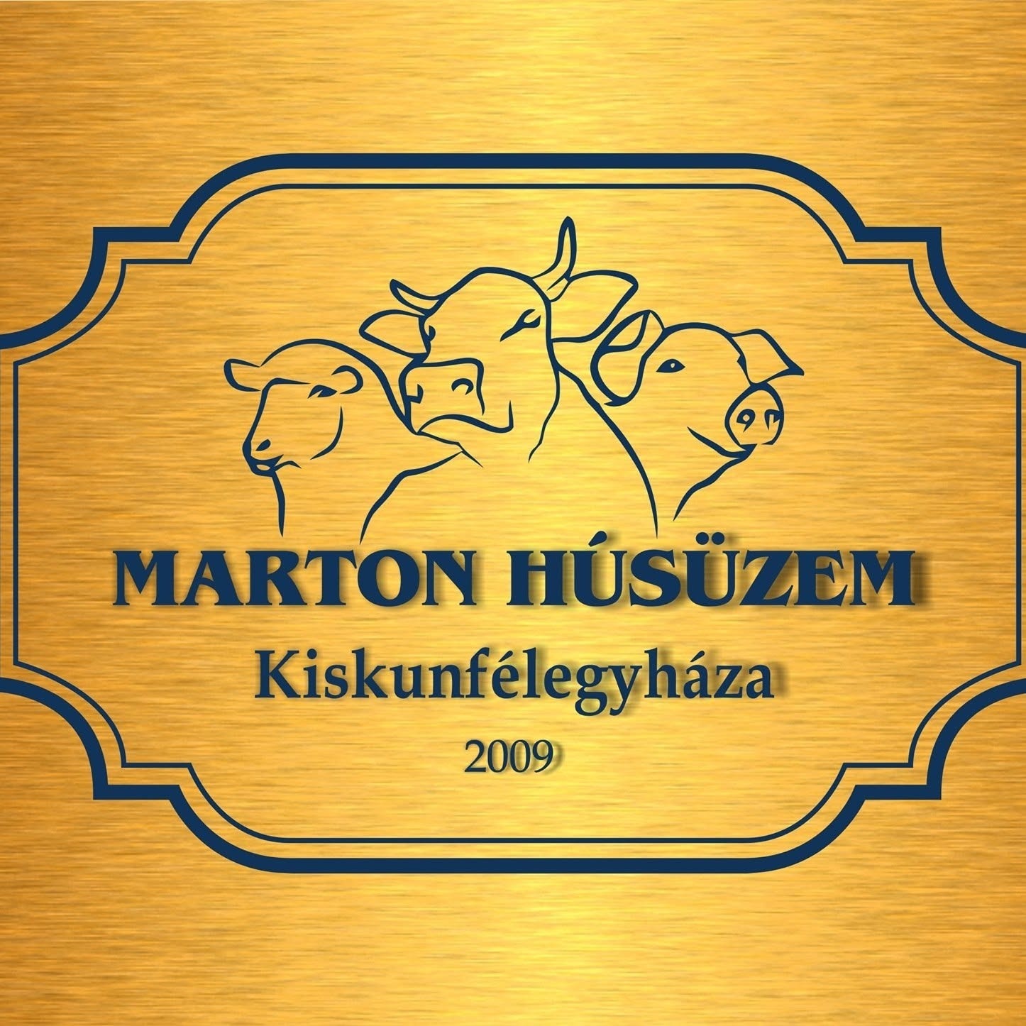 A képen Marton Húsüzem Kiskunfélegyháza 2009 felirat olvasható, felette 3 szarvasmarha rajza.