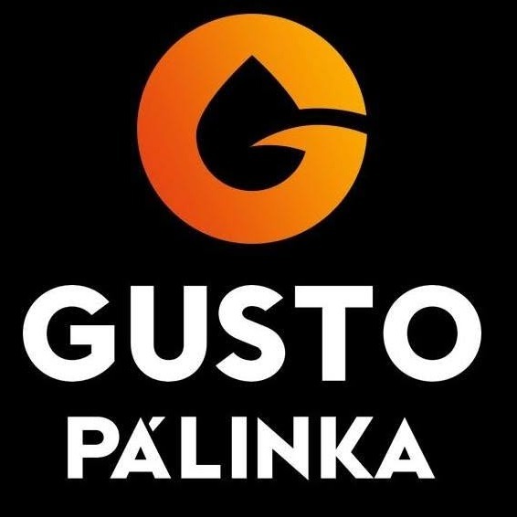 A képen Gusto Pálinka felirat olvasható, felette sárga G betű.