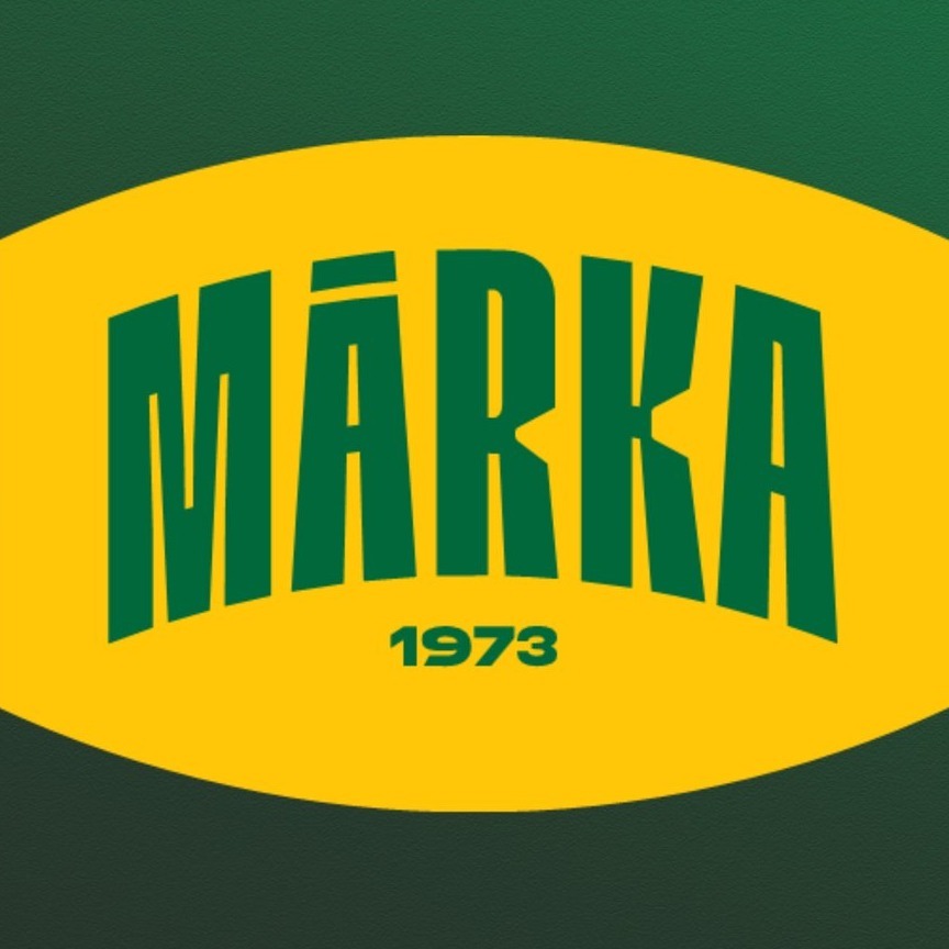 A képen Márka 1973 felirat sárga logóban.
