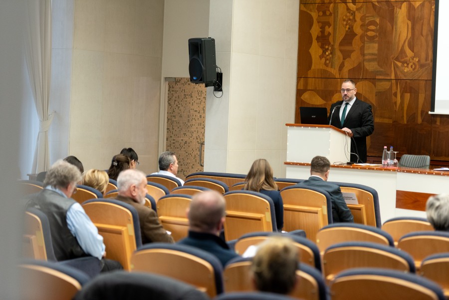 Felzárkózási Fórum 3 - image description