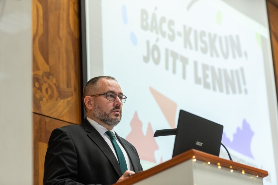 Felzárkózási Fórum 3 - image description