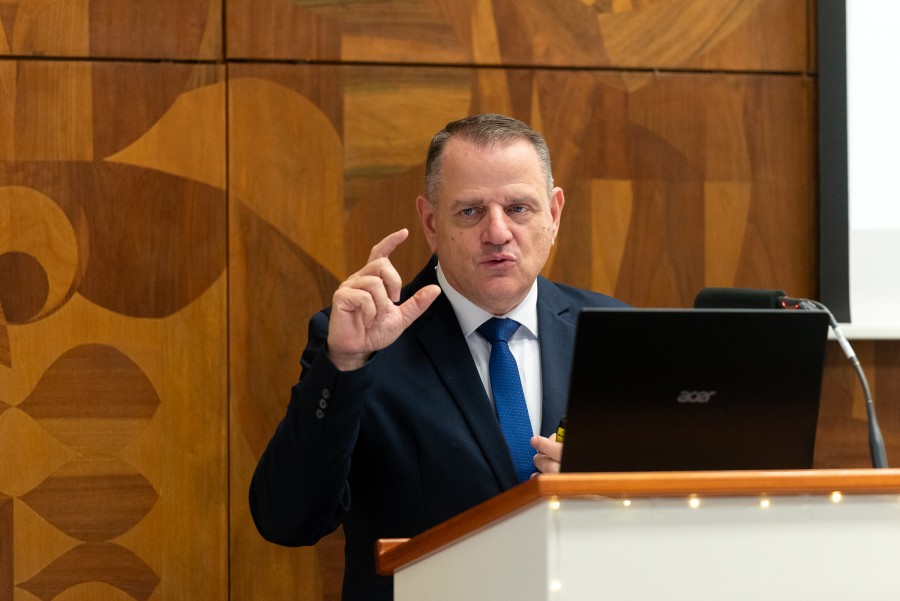 Felzárkózási Fórum 3 - image description