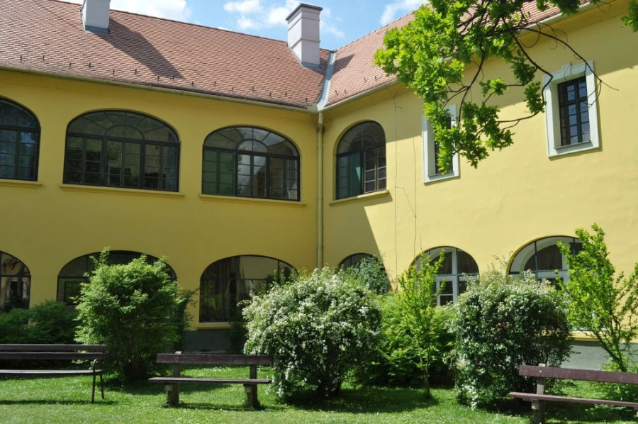 Kiskun Múzeum – Kiskunkapitány-ház és tömlöc - image description