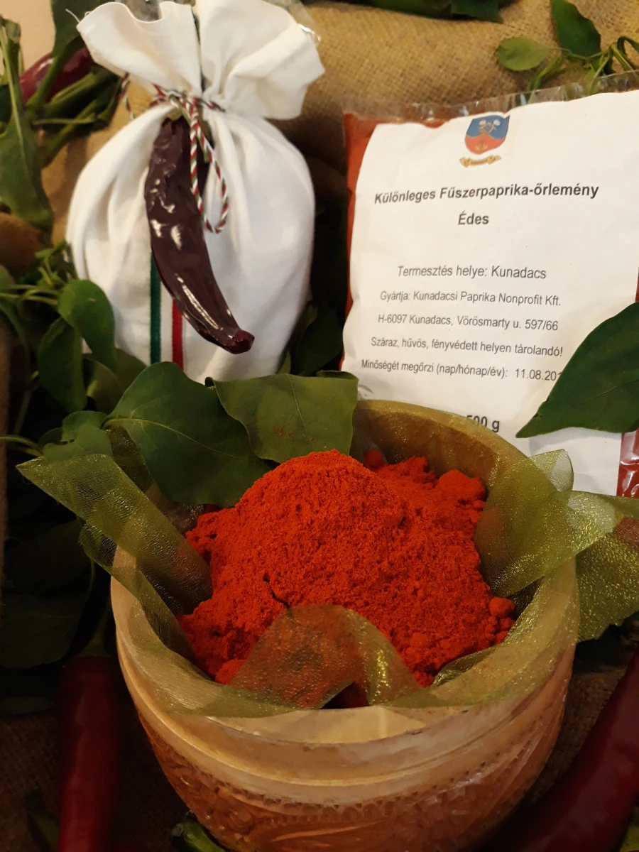 Kunadacsi Különleges Fűszerpaprika-őrlemény - image description
