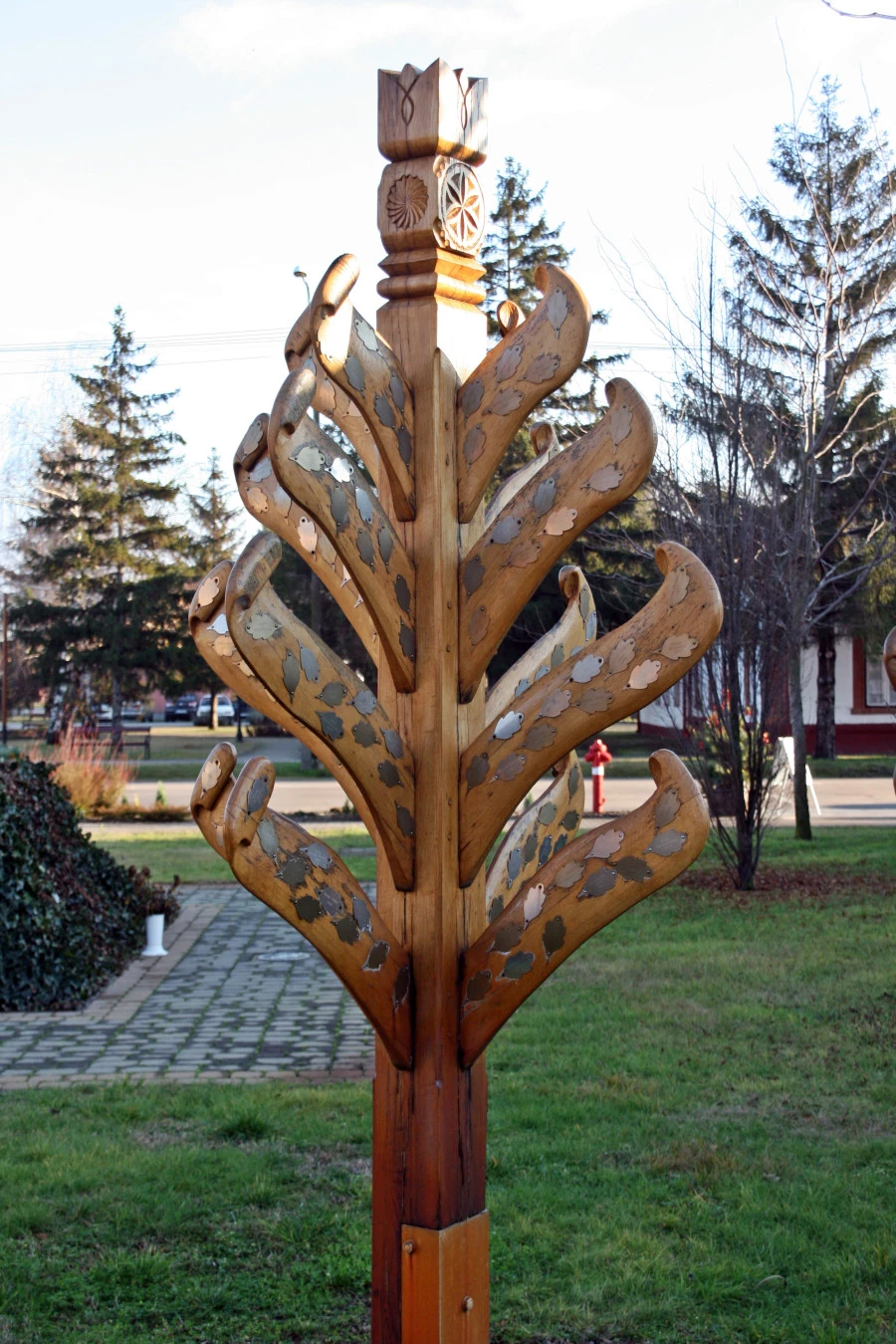 Születések fája és a harangláb - image description
