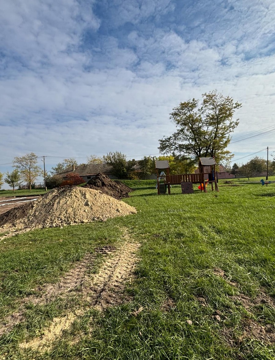 Bácsszentgyörgy, 2 hrsz zöldfelületi rehabilitáció - fotódokumentáció - image description