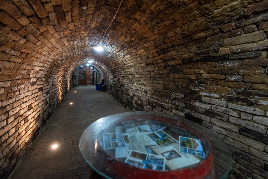 Jó Szomszéd Pince - image description