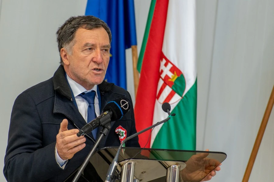 Átadták az agrárlogisztikai központot Jánoshalmán - image description