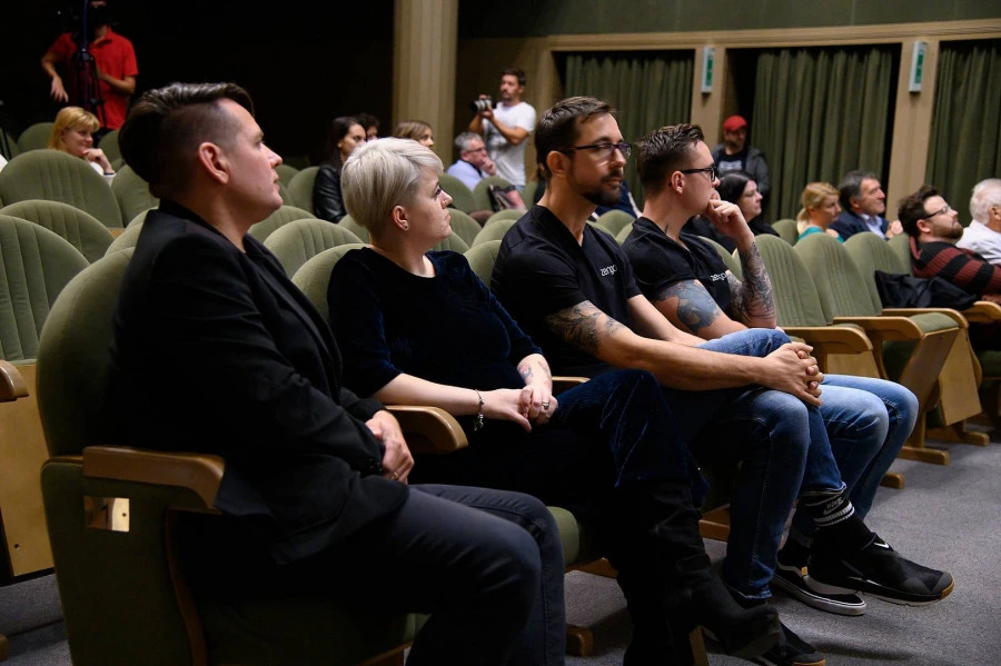 Identitásfejlesztés - image description
