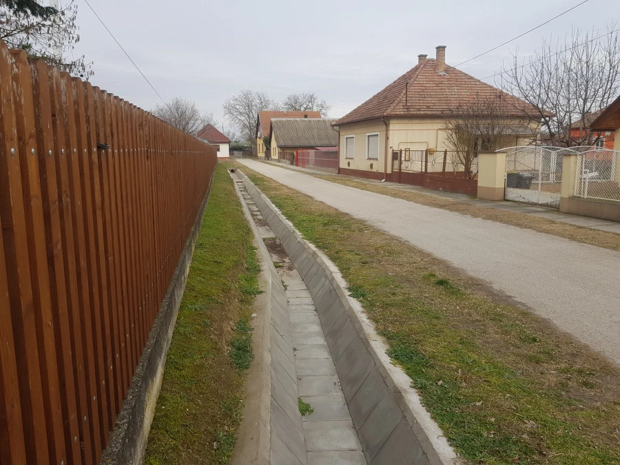 Csapadék és vízvisszatartó rendszer rekonstrukció VI. ütem - image description