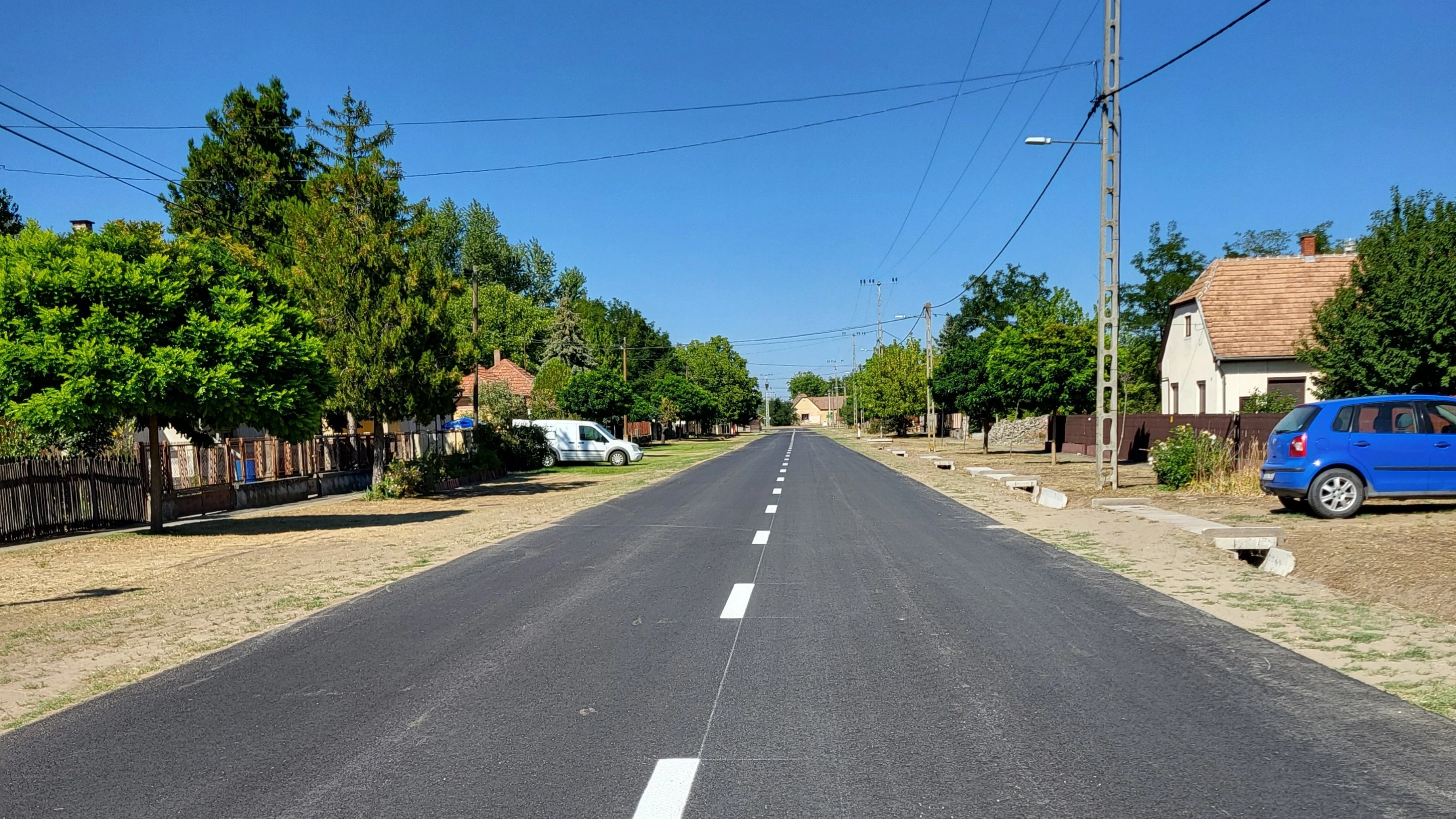 Kossuth Lajos utca felújítása, új aszfaltburkolattal való ellátása Zsanán a 0+000-0+535 km szelvények között - projektzárás - image description