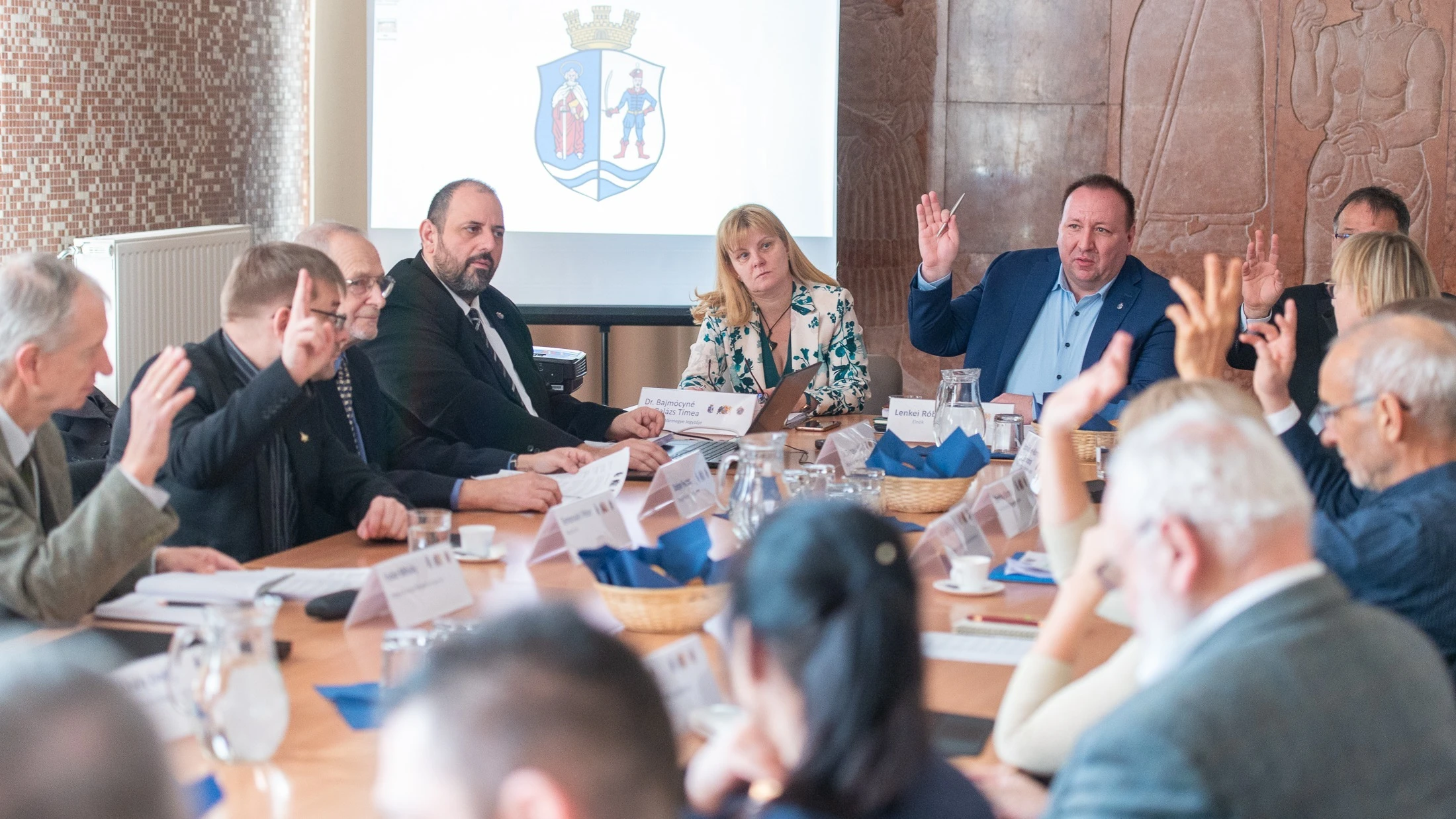 „Ha nem lesz víz, csomagolhatunk” Újra ülésezett a fejlesztési tanács  - image description