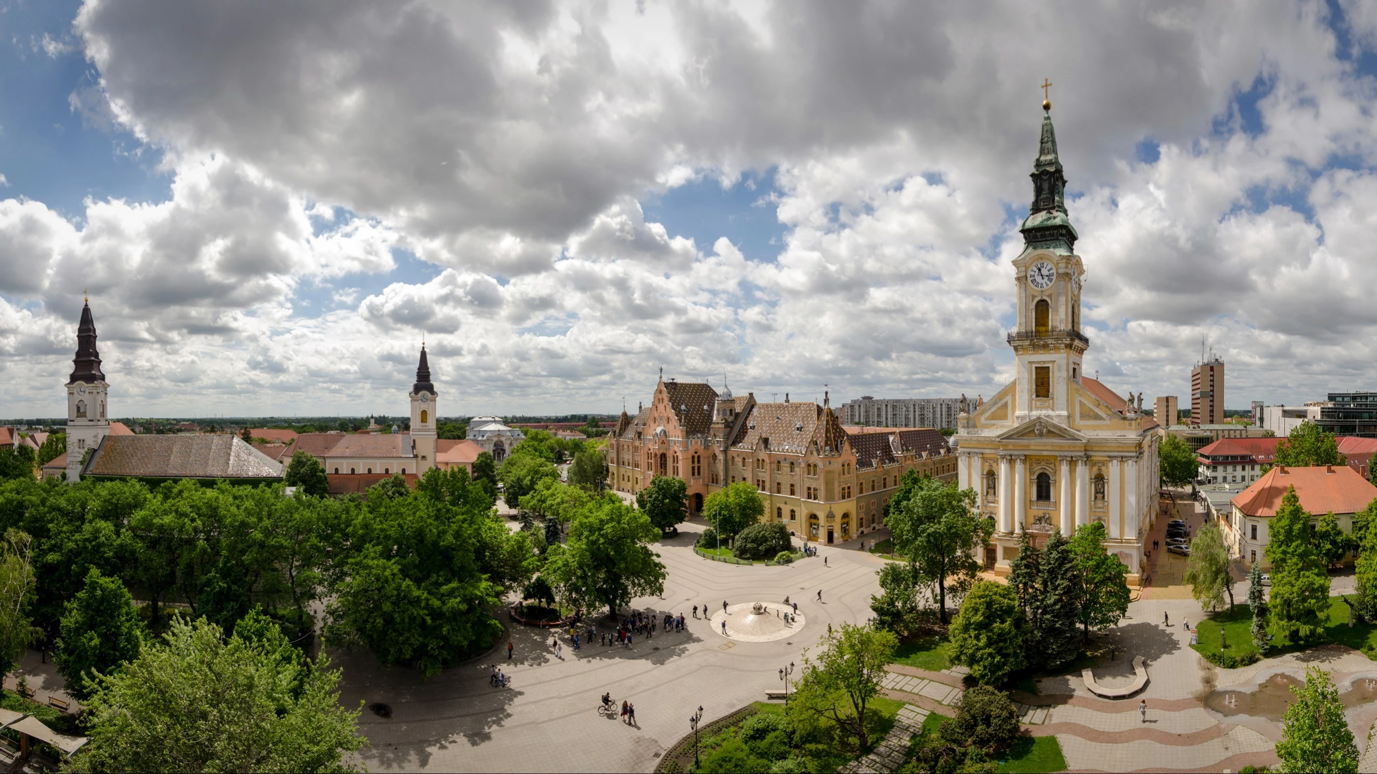 Így fejlődik Kecskemét és Baja - Milliárdos pályázati támogatások - image description