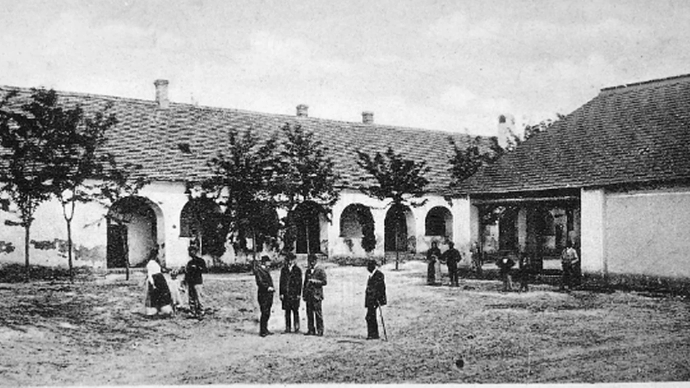 Halasról, a Földeáki Csárdában - image description