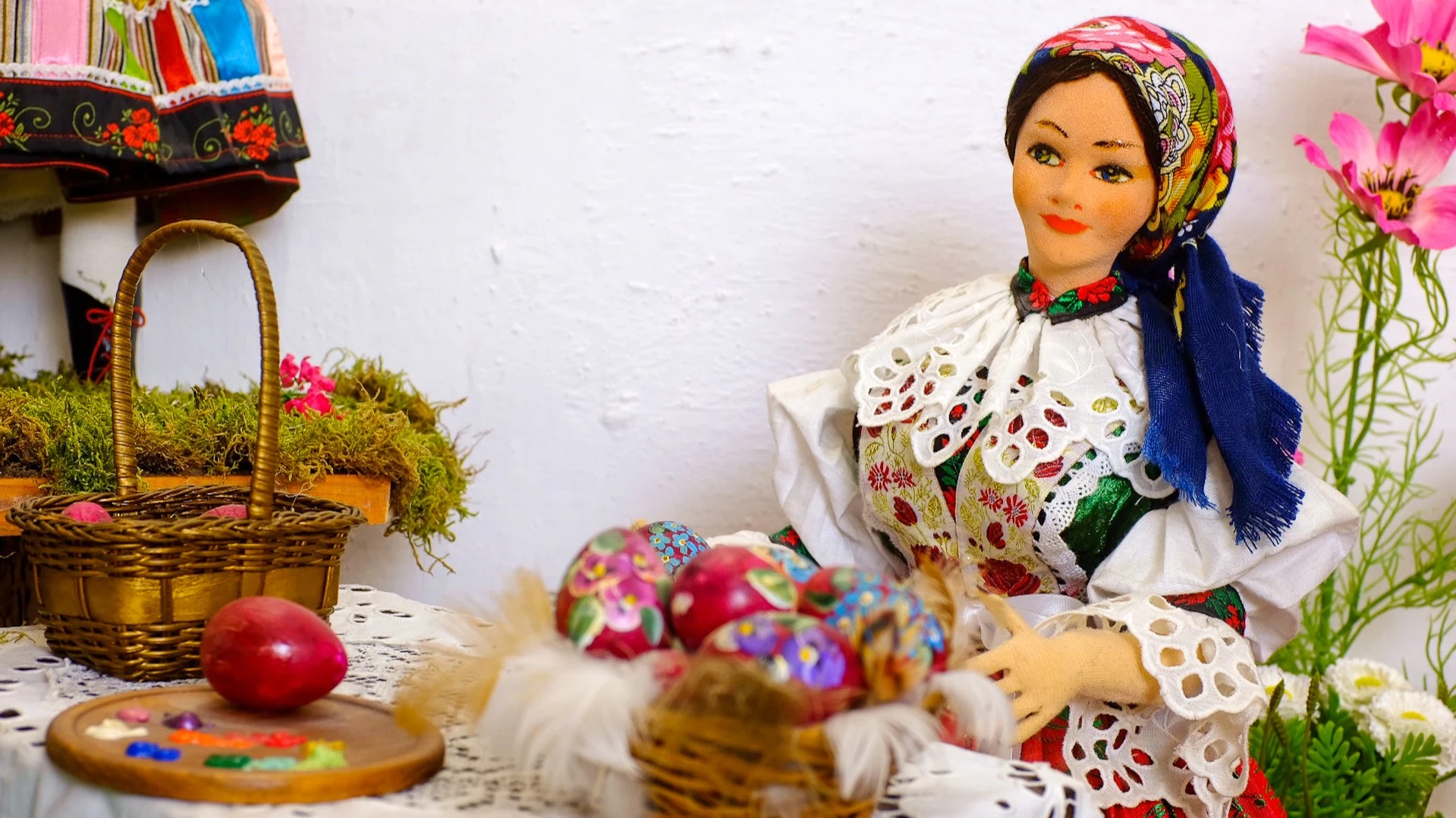 Sosem látott újdonságokkal várja látogatóit a Guba Rózsa Babakiállítás Felsőlajoson - image description