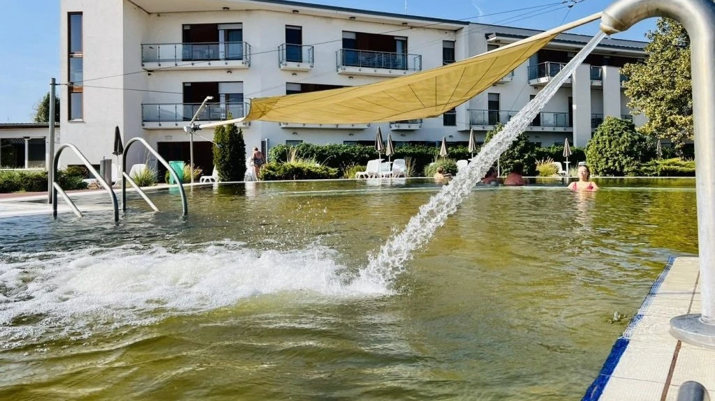 Több volt a vendég - image description