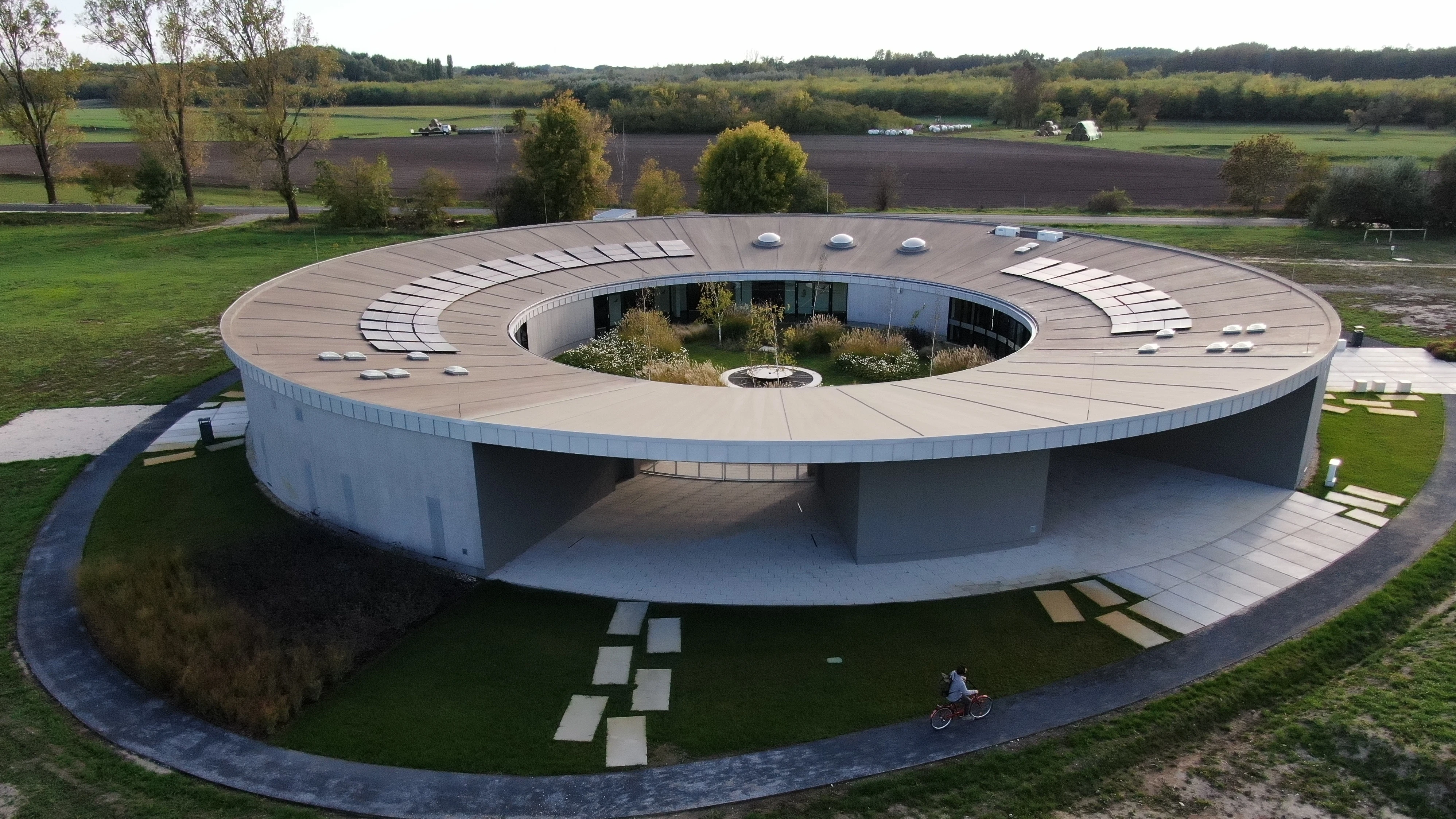 Hajdú-Biharból vesznek példát az Aranymonostor Látogatóközpontról - image description