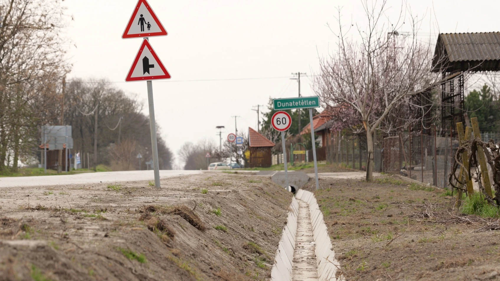 Csapadékvíz elvezető rendszer fejlesztése Dunatetétlen község területén - image description
