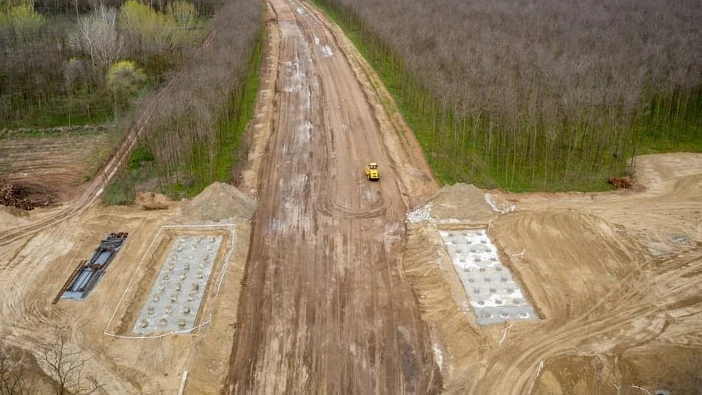 Videón mutatjuk, hol tart az M44-es zárószakaszának útépítési projektje - image description