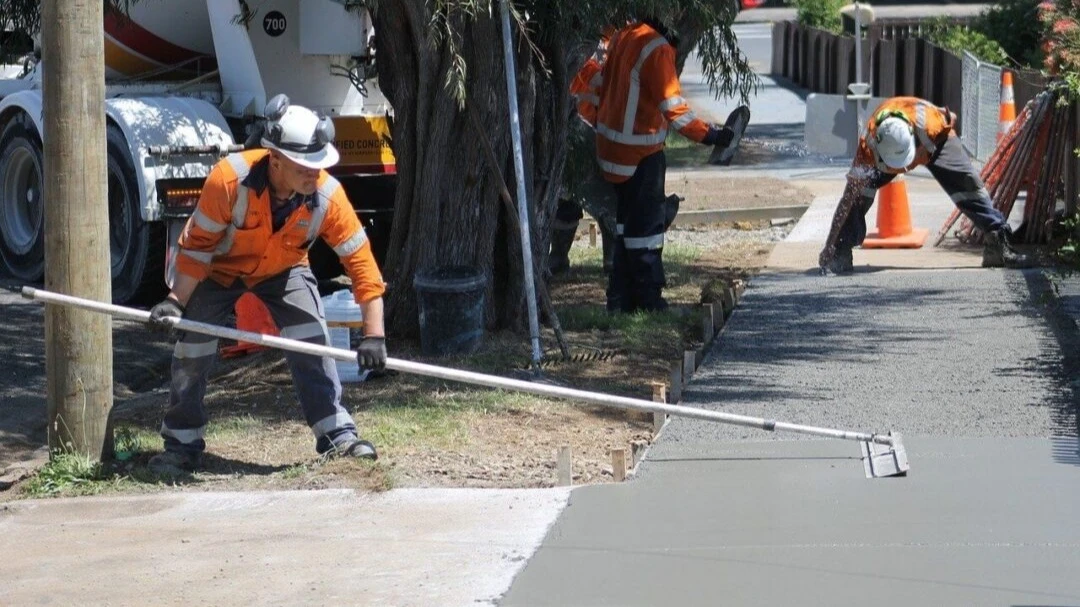 Figyelem! Út- és járdaépítésre lehet pályázni - image description