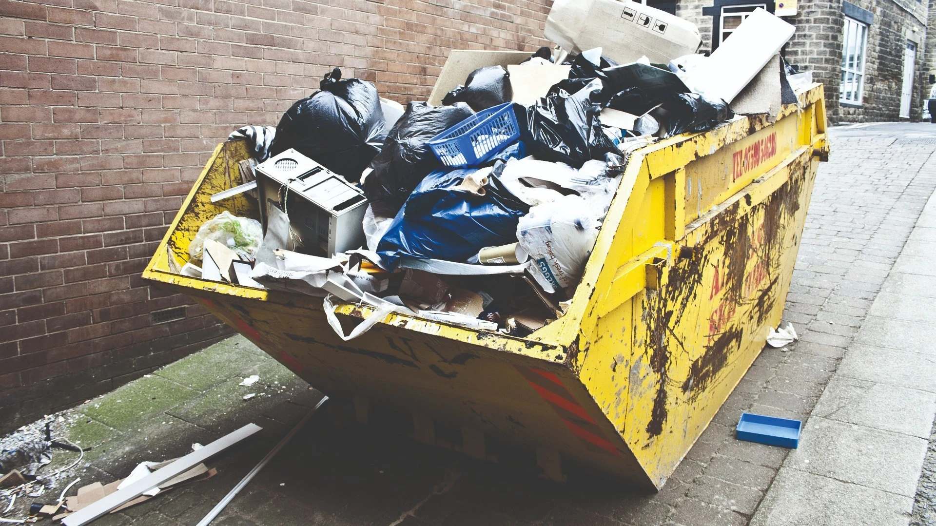 KLÍMAKÓDEX - Lomtalanítás  - image description