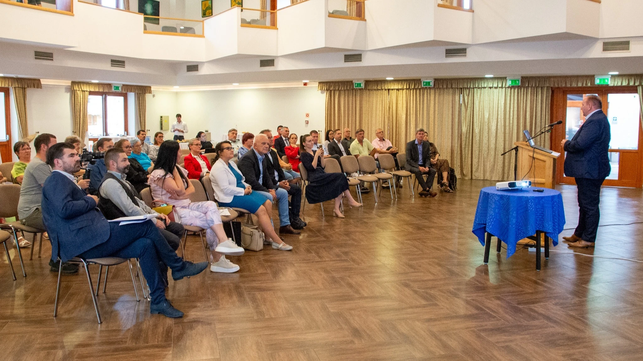 Példaértékű esőkertprojekt indult Kisteleken - image description