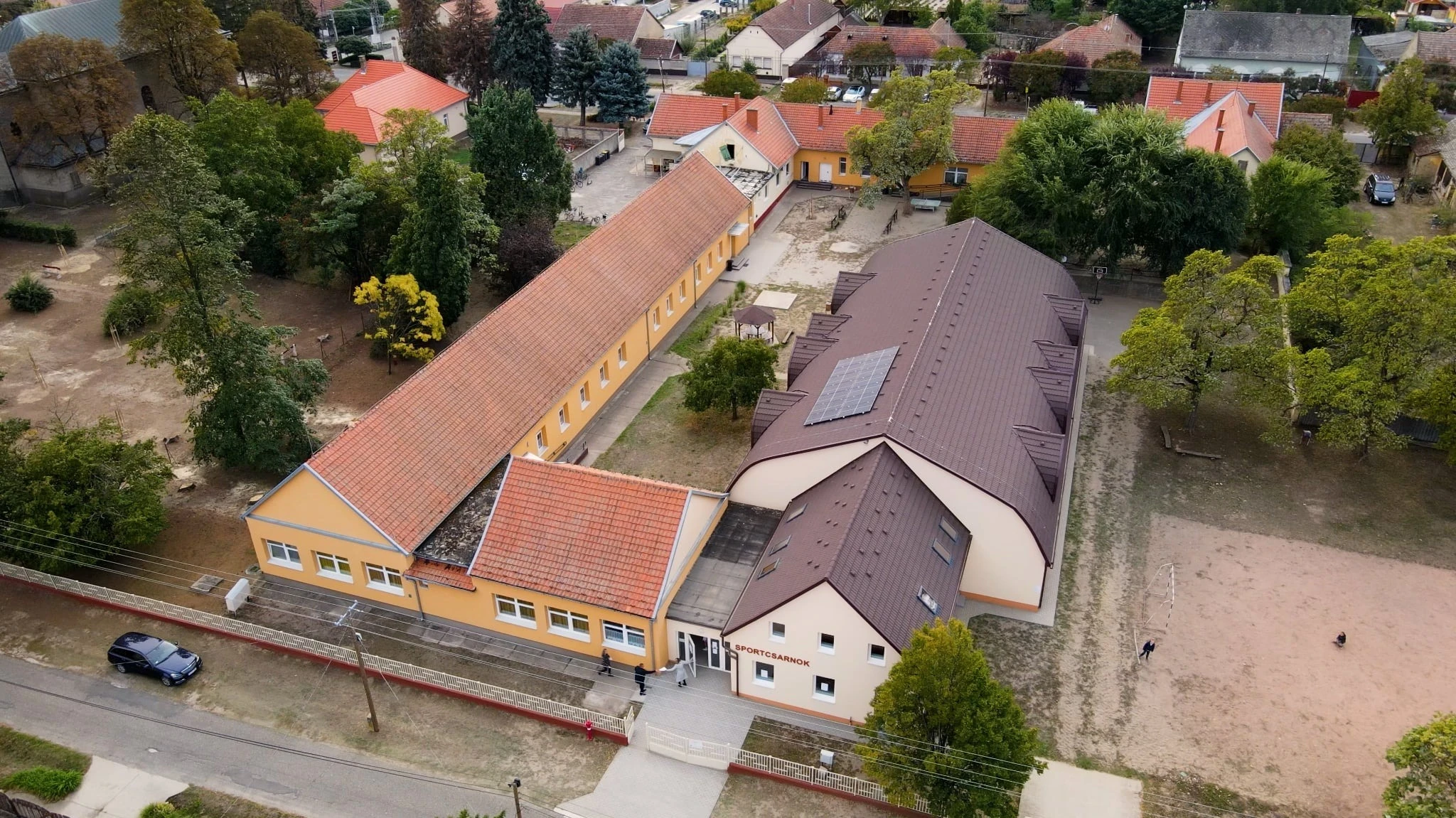 Borota sportcsarnoka is megújult a TOP Plusznak köszönhetően - image description