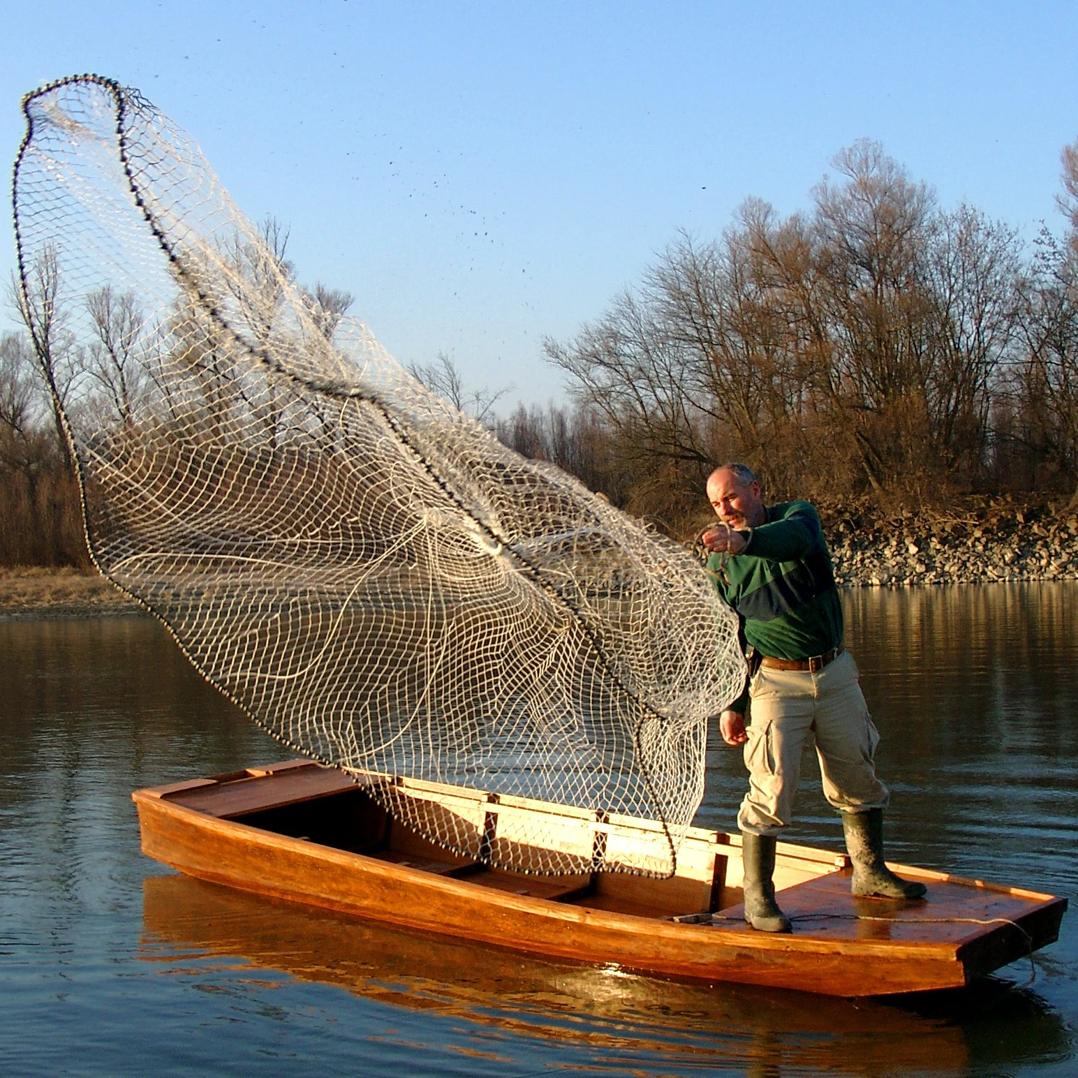 Kobolya Sajtműhely, Népi halászszerszám-készítés  - image description
