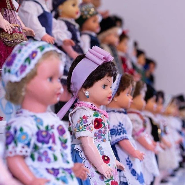 Baba-Tár-Ház - image description